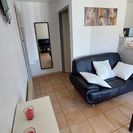 Senegas Apartment